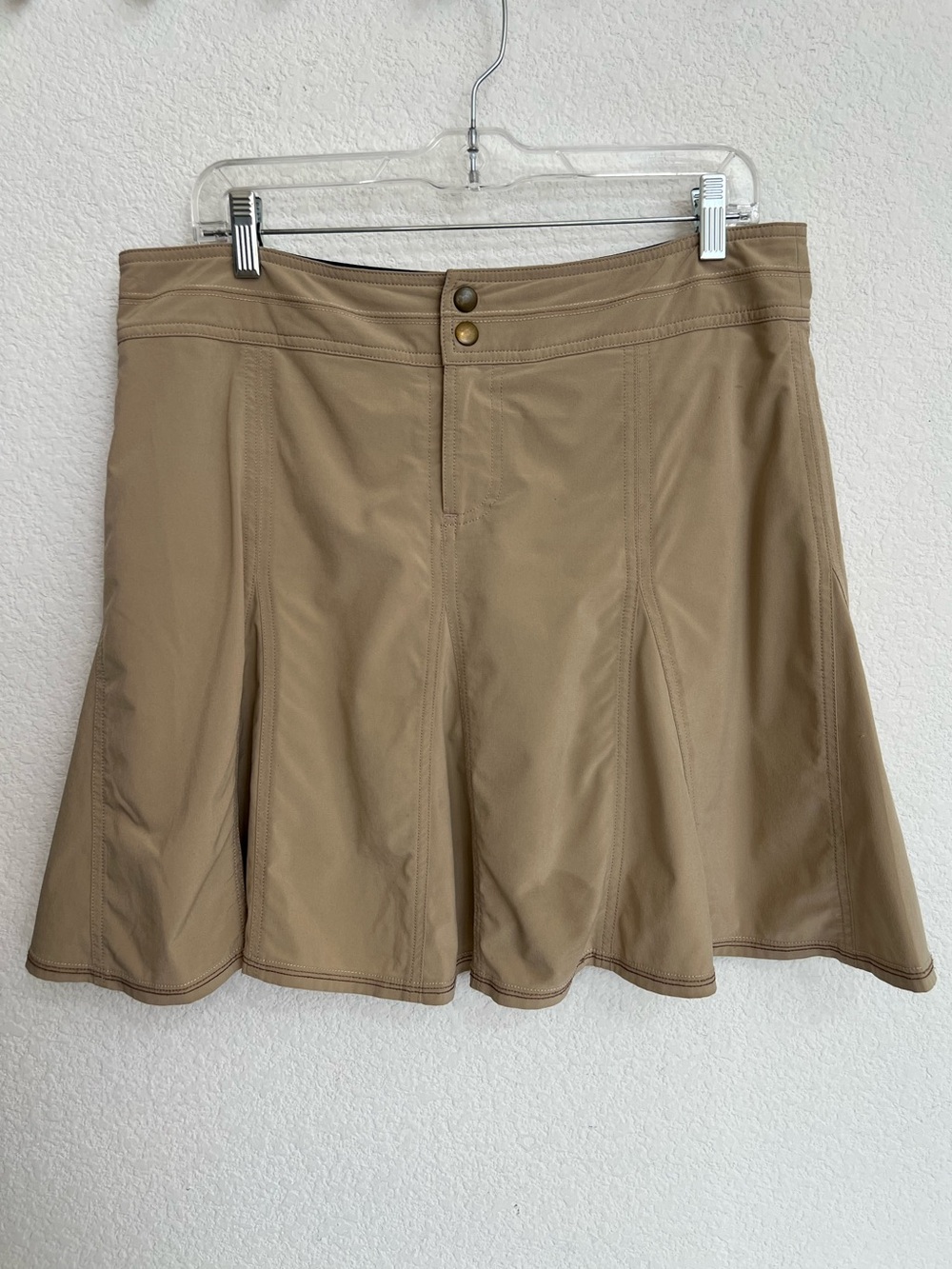 Title Nine Tan Swingtastic Golf Skort Pockets 10
